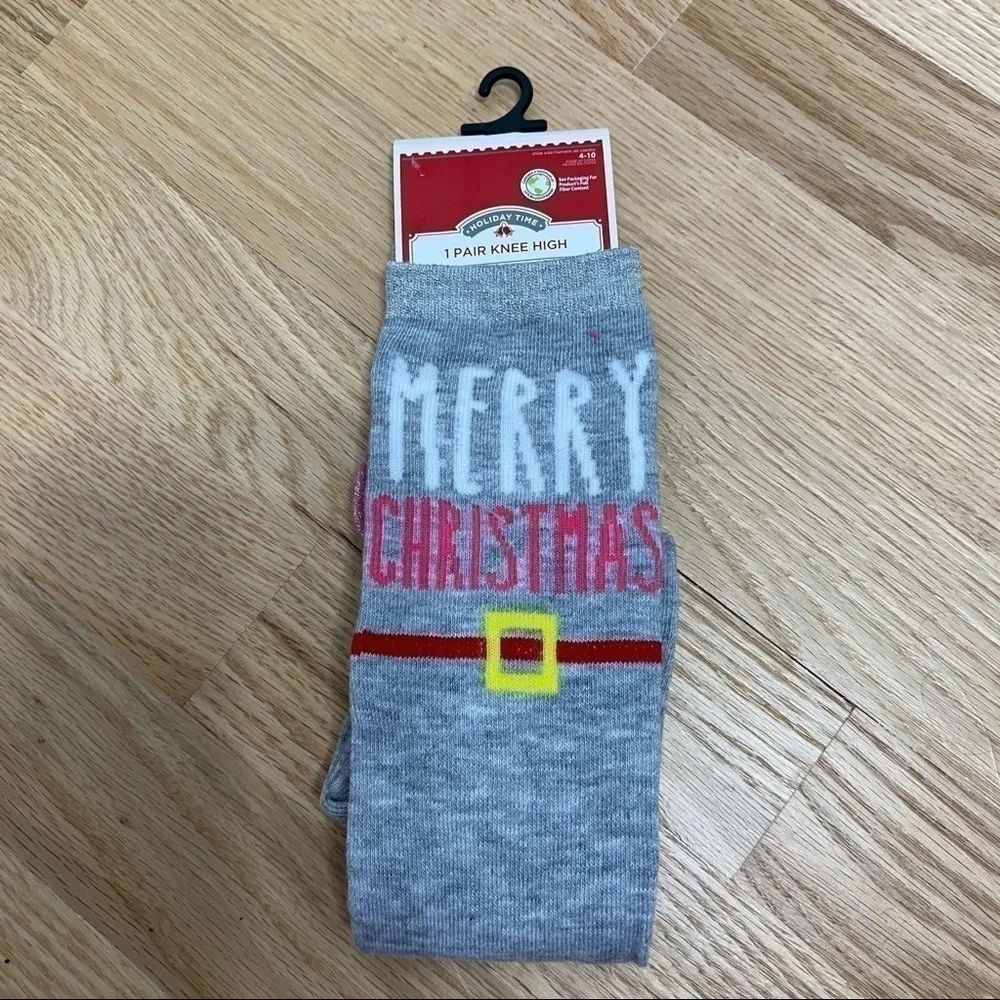Merry Christmas Women’s Knee High Socks NWT Gray Holiday